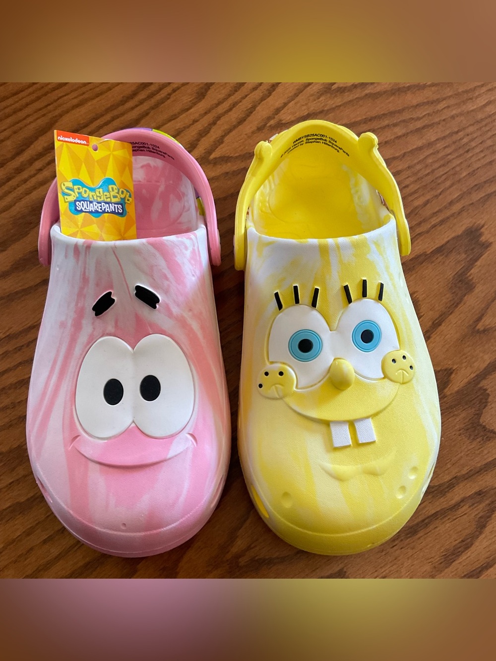 NWT SpongeBob SquarePants & Patrick Star Themed Croc Sandals, Kids Sz 3